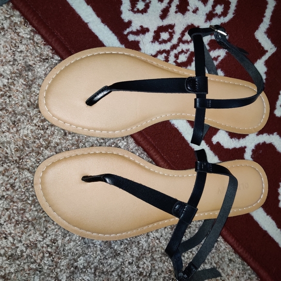 Shoes - Picture 6 of 6